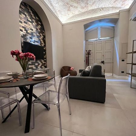 Zentral Suite Napels Buitenkant foto